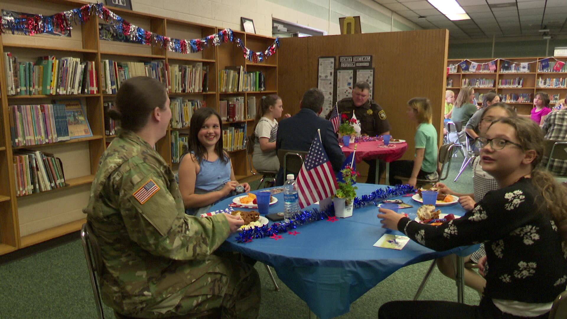 Veterans' 4 graders at Coloma Intermediate School meet veteran pen pals - Vimarsana News