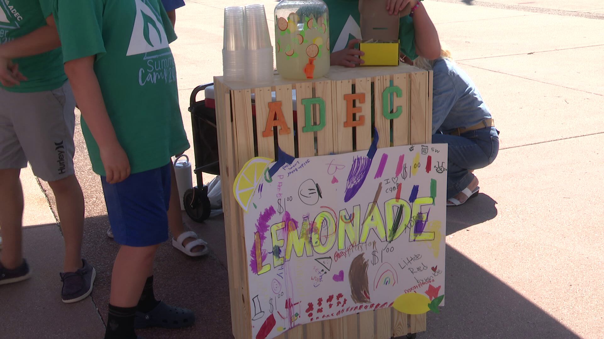 Lemonade stand in Elkhart supports ADEC - Vimarsana News